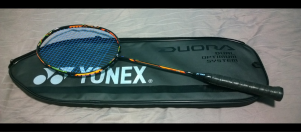 YONEX DUORA 10