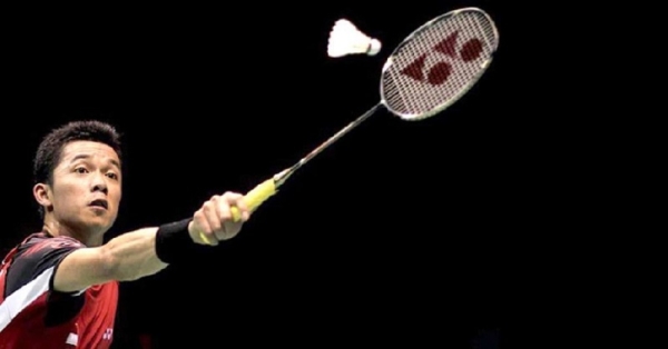 Cách cầm vợt trái tay (Backhand Grip)