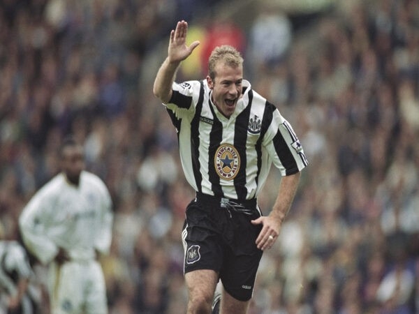 Alan Shearer - Tiền đạo cắm huyền thoại lững lẫy tại Premier League