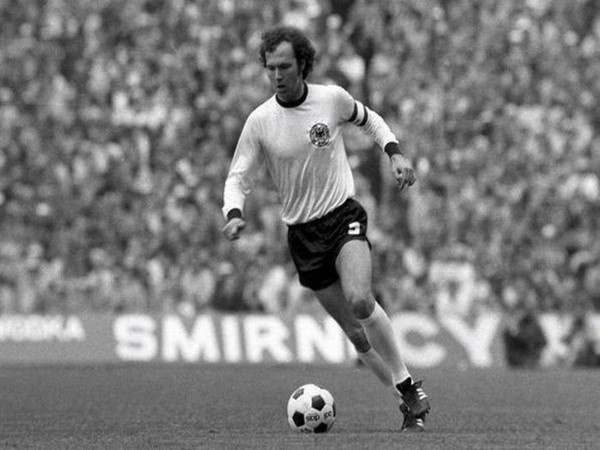 “Hoàng Đế” Franz Beckenbauer