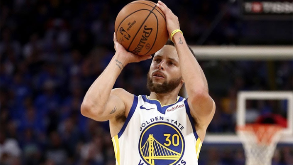 Cầu thủ bóng rổ Stephen Curry