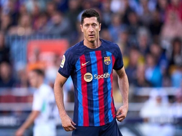 Một trong những tiền đạo xuất sắc trong lịch sử - Robert Lewandowski