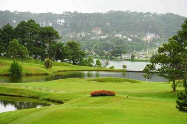 DaLat Palace Golf