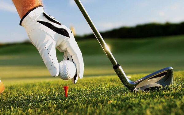 Từ vựng tiếng Anh về các dụng cụ dùng để chơi golf