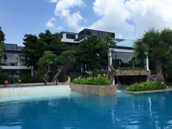 Hồ bơi quận 9 Plumeria Private Villa View đẹp