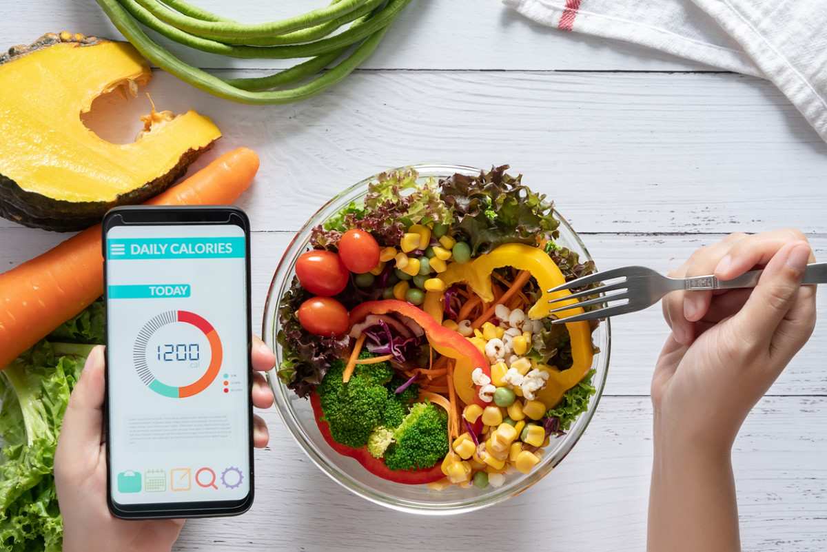 Lợi ích và tính năng nổi bật của các App tính Calo trong thức ăn