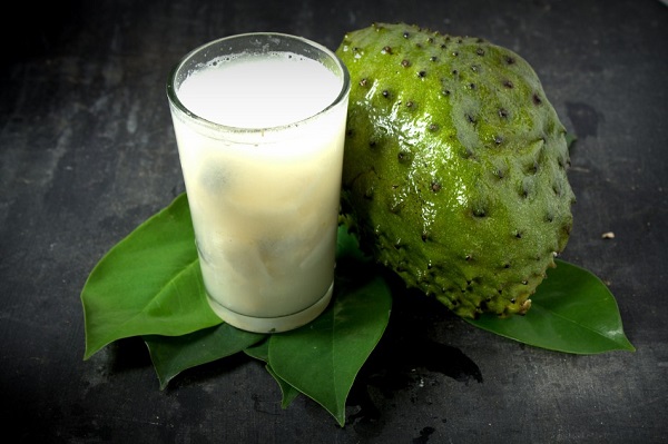 Mãng cầu xiêm chứa nhiều chất xơ, giúp hỗ trợ tiêu hóa