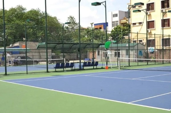 Cách chọn sân tennis Quận 12 lý tưởng