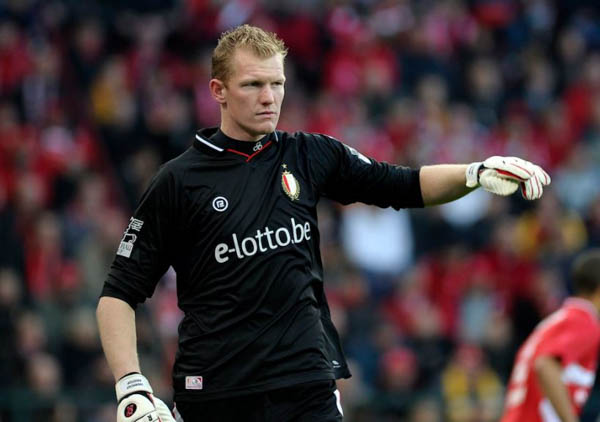 Kristof Van Hout – 208cm
